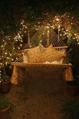 Đèn fairy lights trang trí ban công